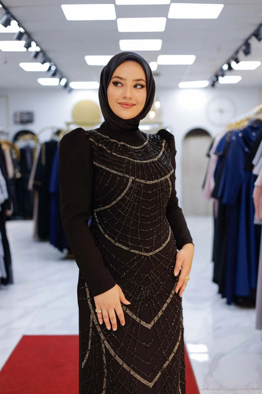 فستان سهرة هُميرا بتطريز الأحجار
